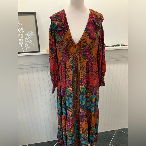 Farm Rio Yawanawá Stripes Maxi Dress NWT Beaded Buttons L/XL Boho - Picture 2 of 5